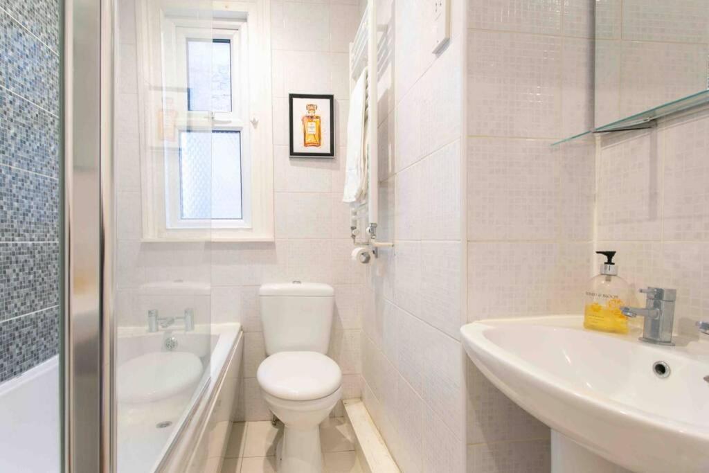 Large 3 Bedroom Modern Apartment Close To Central London Finchley Dış mekan fotoğraf