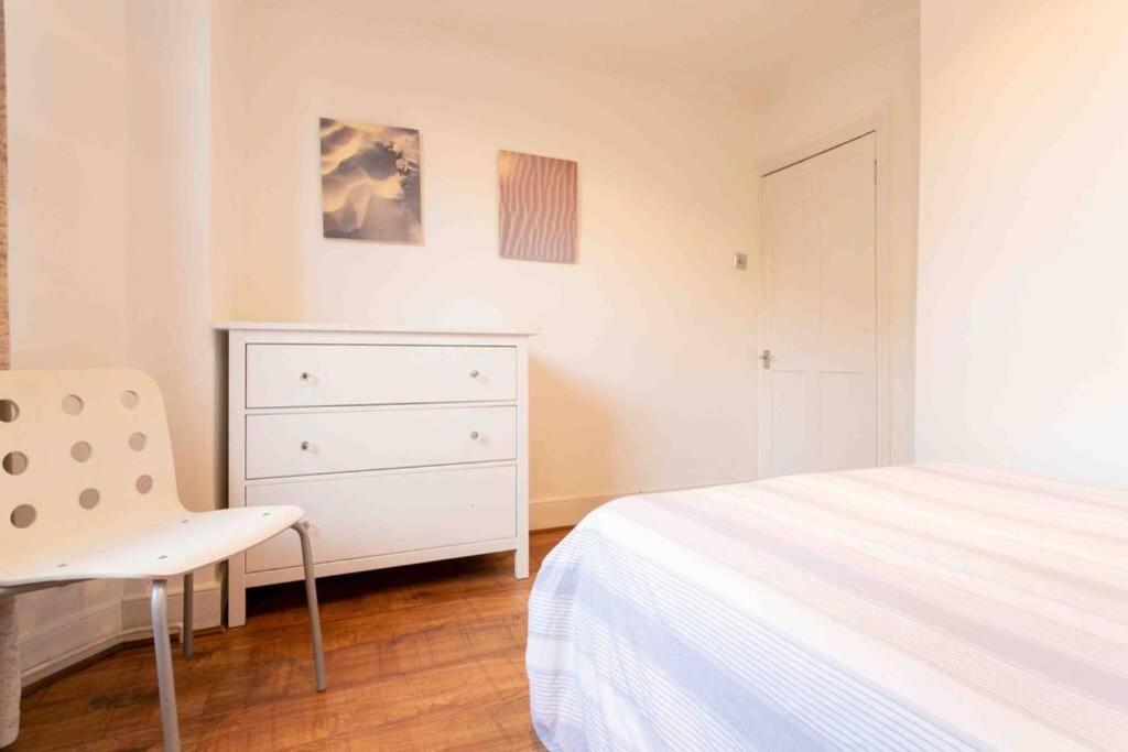Large 3 Bedroom Modern Apartment Close To Central London Finchley Dış mekan fotoğraf